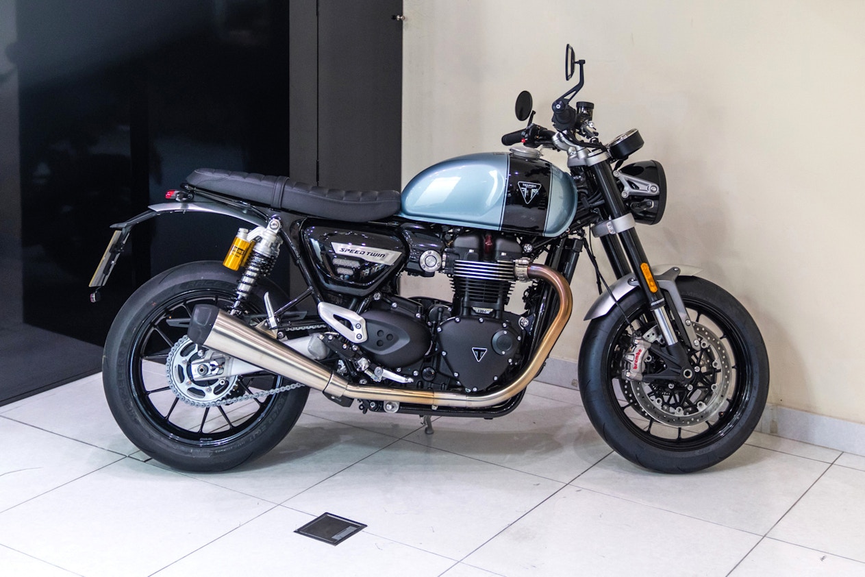 2022 Triumph Speed Twin - Breitling Edition