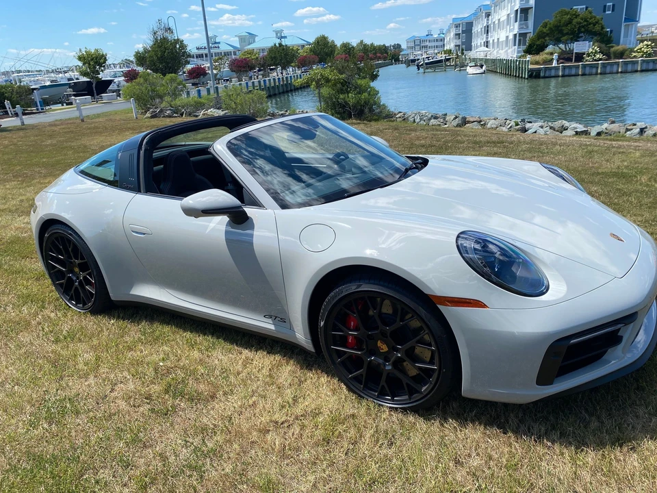 2022 Porsche 992 Targa 4 GTS - Image 9 of 24