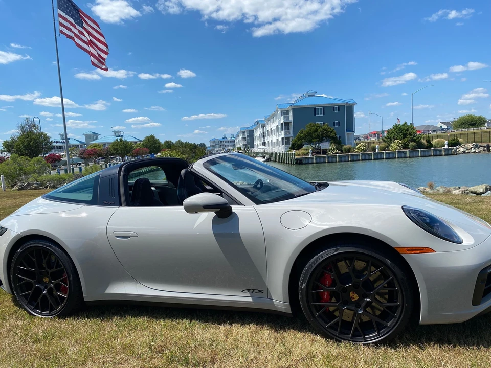 2022 Porsche 992 Targa 4 GTS - Image 12 of 24