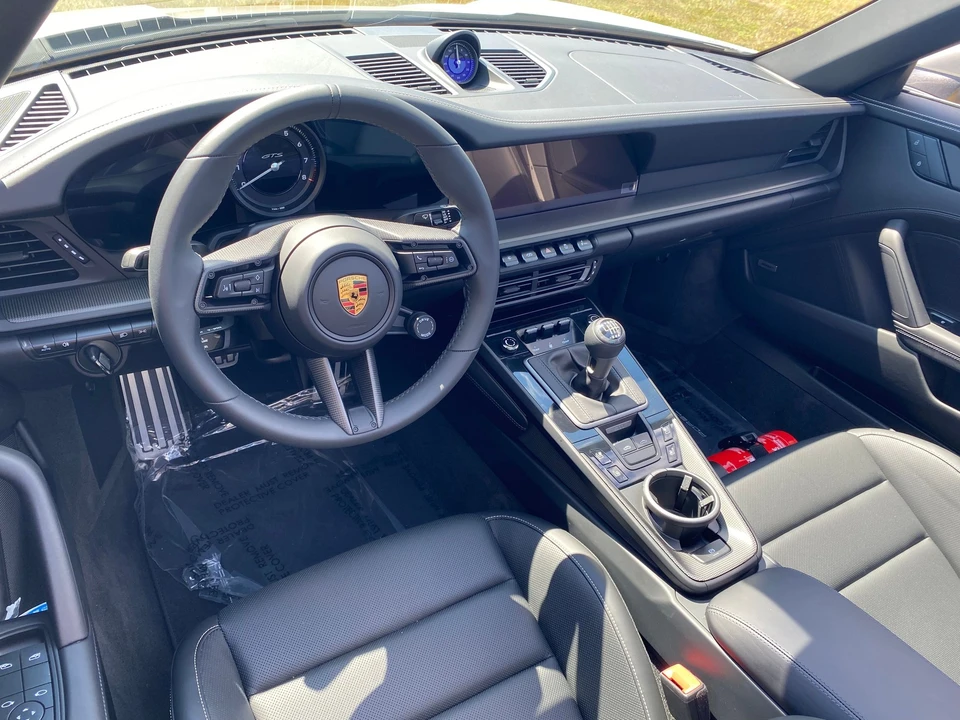 2022 Porsche 992 Targa 4 GTS - Image 16 of 24