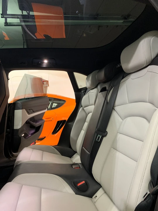 2022 Porsche Taycan - Image 11 of 18