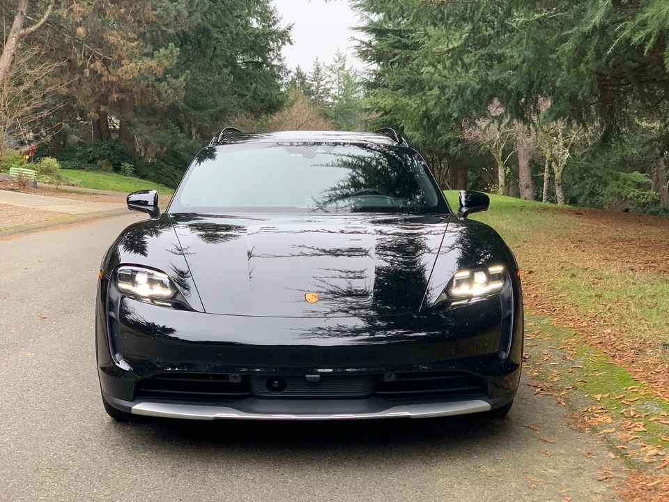2022 Porsche Taycan - Image 3 of 18