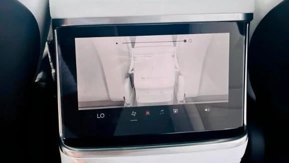 2022 Tesla Model X Plaid - Image 8 of 15