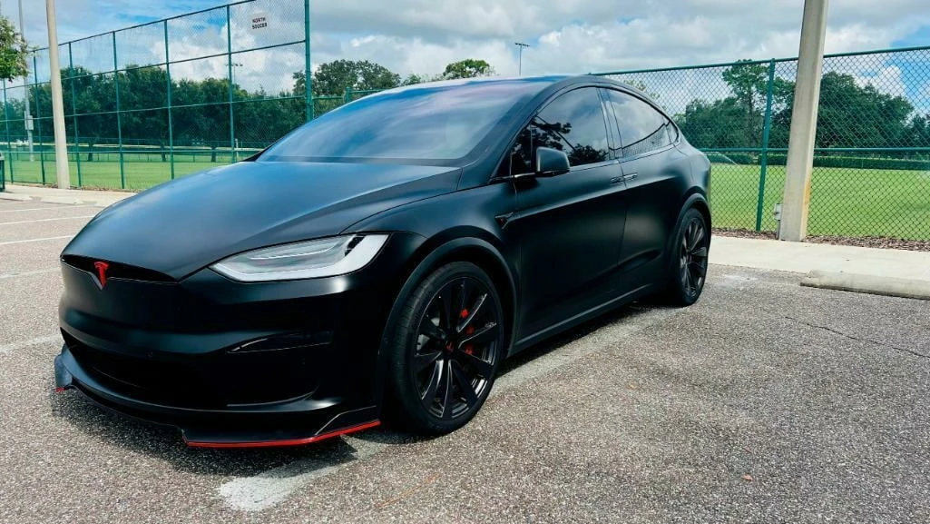 2022 Tesla Model X Plaid - Image 15 of 15