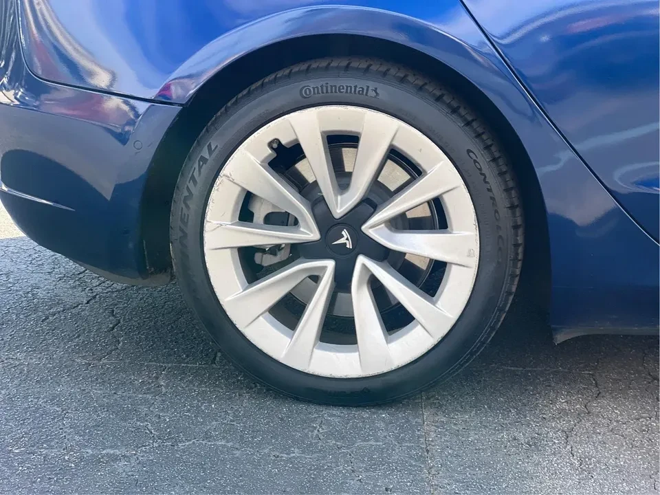 2022 Tesla Model 3 - Image 19 of 20