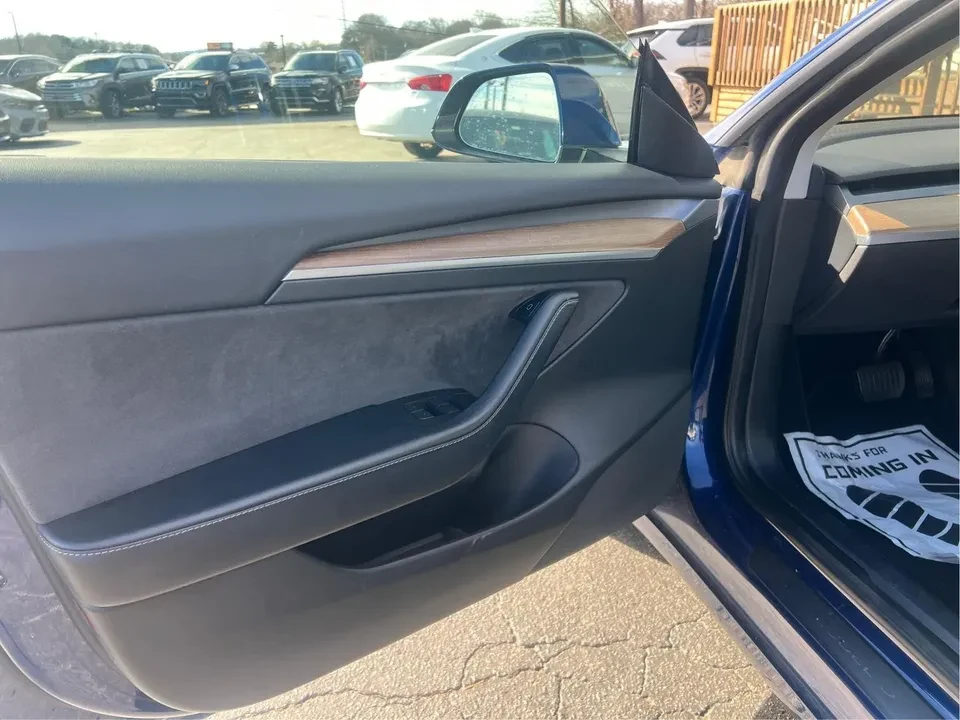 2022 Tesla Model 3 - Image 6 of 20