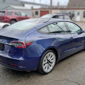 2022 Tesla 3