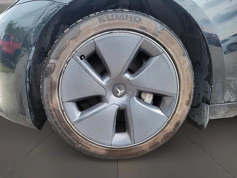 2022 Tesla Model 3 - Image 7 of 20
