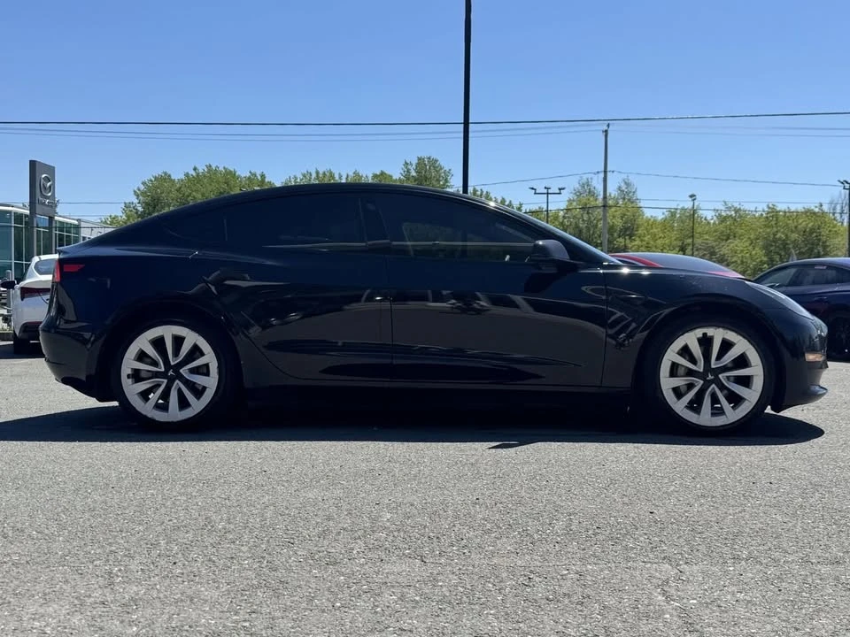 2022 Tesla Model 3 - Image 7 of 10