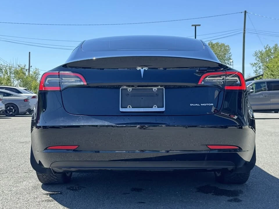 2022 Tesla Model 3 - Image 4 of 10