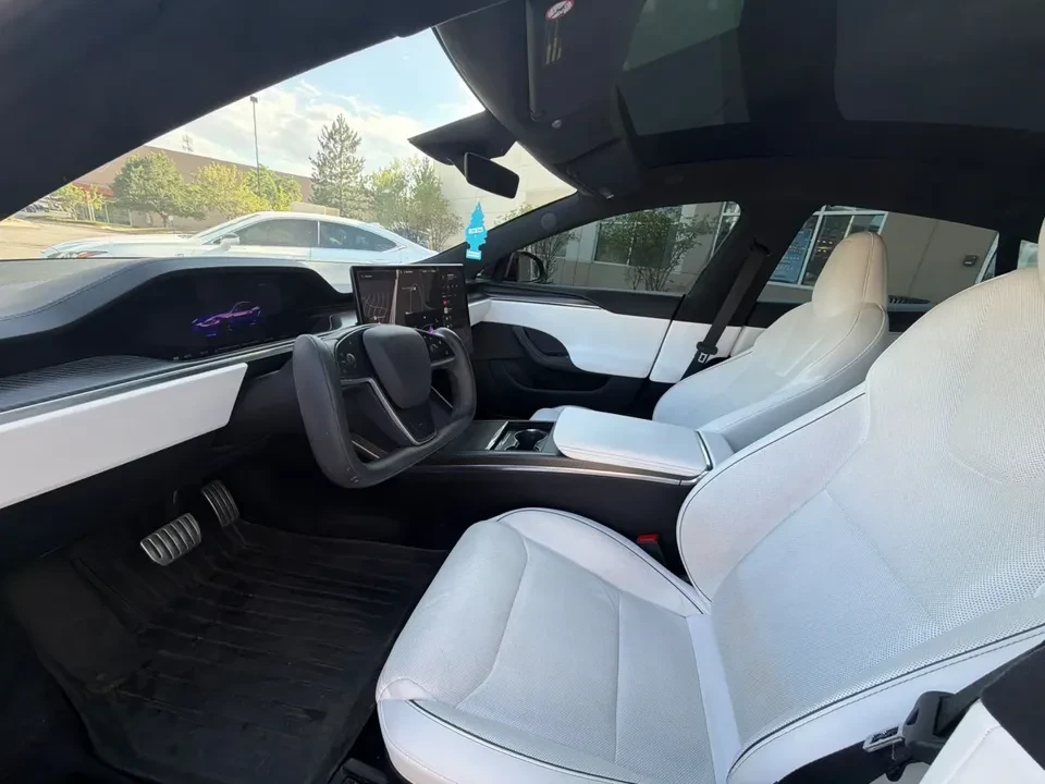 2022 Tesla Model 3 - Image 11 of 18
