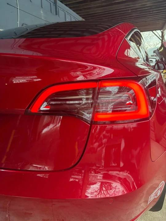2022 Tesla Model 3 - Image 4 of 6