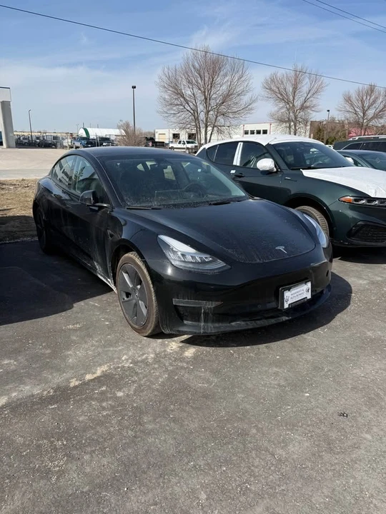 2022 Tesla Model 3 - Image 2 of 5