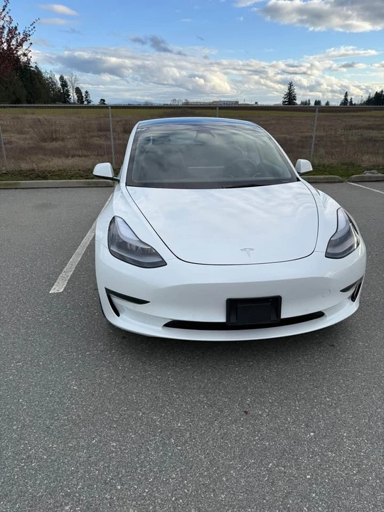 2022 Tesla Model 3 - Image 15 of 18