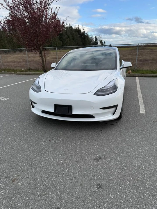 2022 Tesla Model 3 - Image 16 of 18