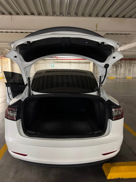 2022 Tesla Model 3 - Image 9 of 9