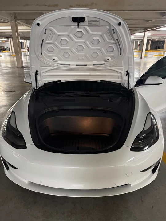 2022 Tesla Model 3 - Image 8 of 9