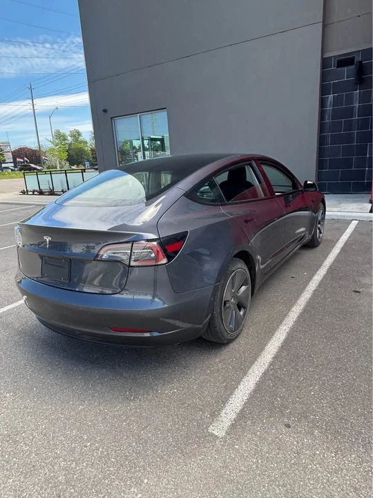 2022 Tesla Model 3 - Image 3 of 15