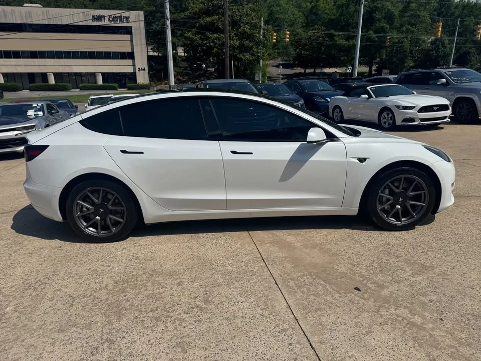 2022 Tesla Model 3 - Image 6 of 14