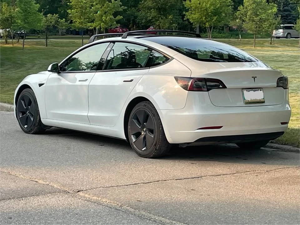2022 Tesla Model 3 - Image 3 of 12