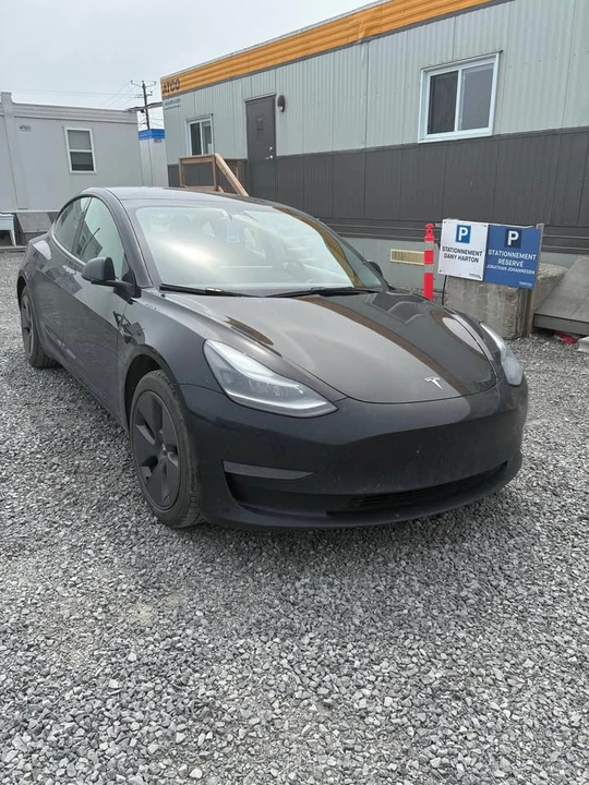 2022 Tesla Model 3 - Image 2 of 5