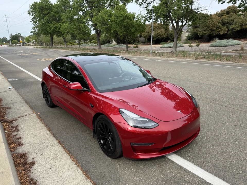2022 Tesla Model 3 - Image 7 of 17