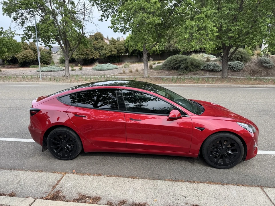 2022 Tesla Model 3 - Image 6 of 17
