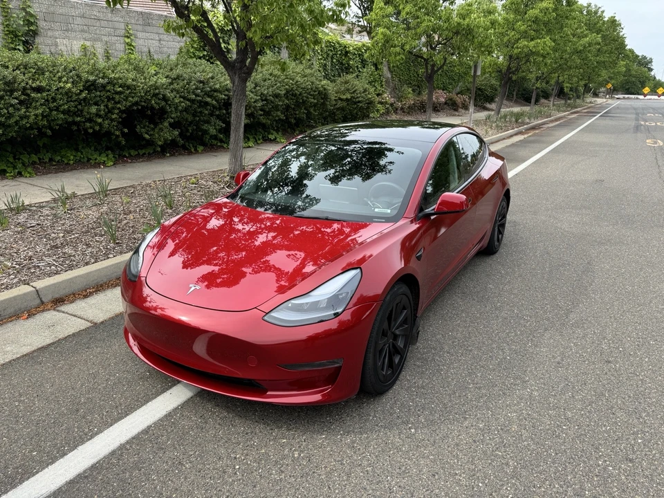 2022 Tesla Model 3 - Image 9 of 17