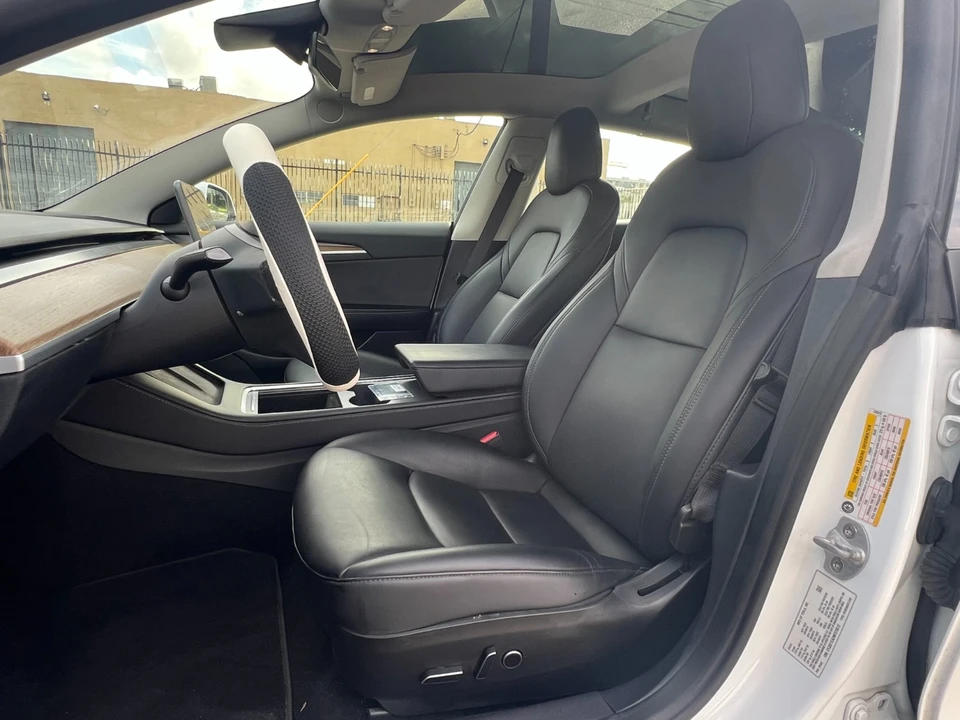2020 Tesla Model 3 - Image 13 of 21