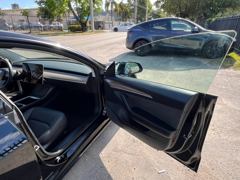 2022 Tesla Model 3 - Image 16 of 21