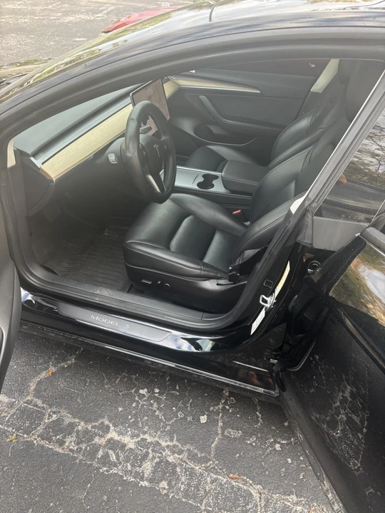 2022 Tesla Model 3 - Image 8 of 21