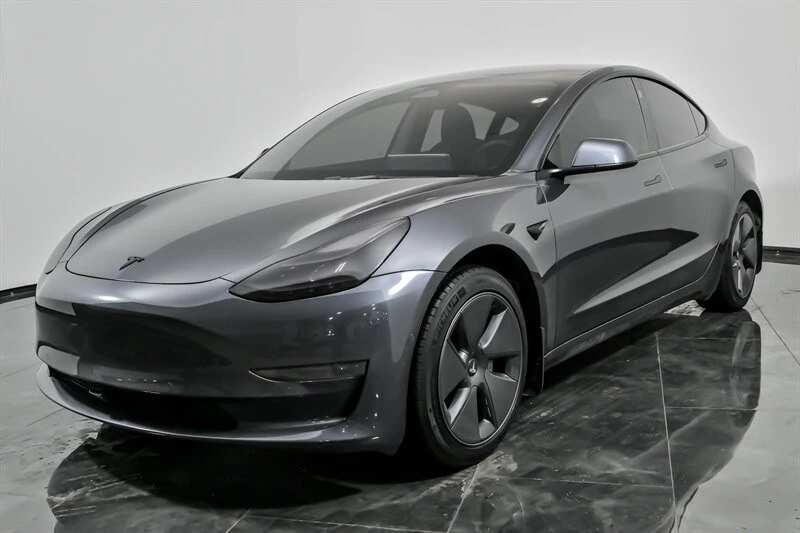 2022 Tesla Model S - Image 5 of 12