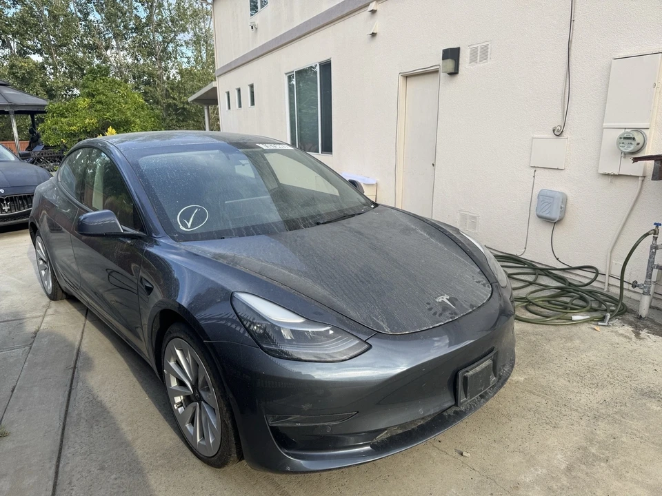 2022 Tesla Model 3 - Image 6 of 8
