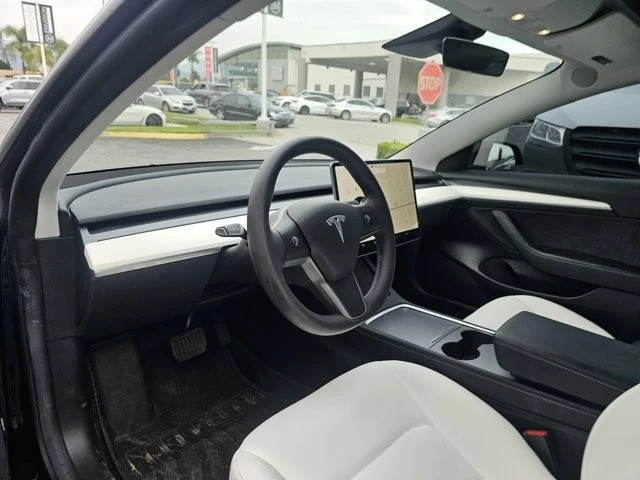 2022 Tesla Model 3 - Image 5 of 12