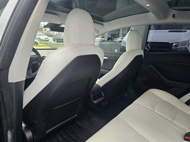 2022 Tesla Model 3 - Image 7 of 12