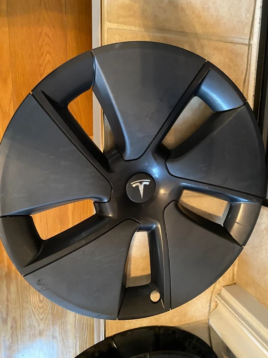 2022 Tesla Model 3 - Image 10 of 12