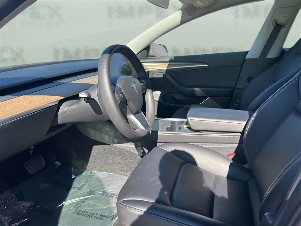 2022 Tesla Model 3 - Image 9 of 12
