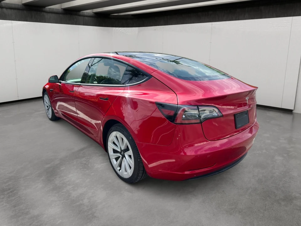 2022 Tesla Model 3 - Image 5 of 31