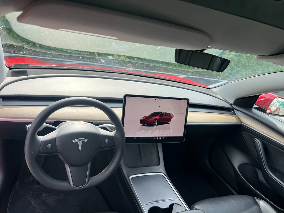 2022 Tesla Model 3 - Image 25 of 31