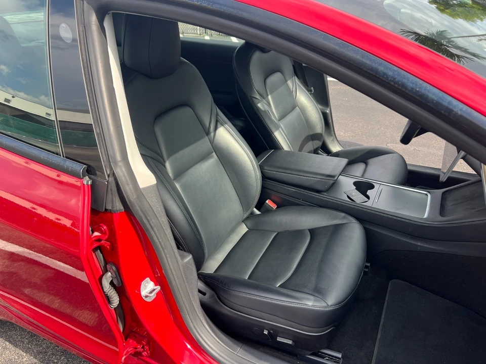 2022 Tesla Model 3 - Image 23 of 31
