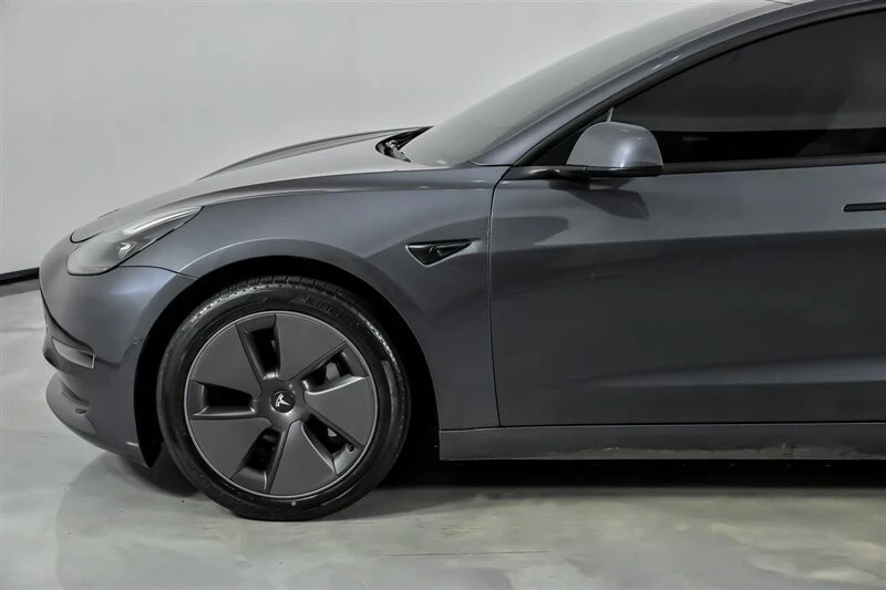 2022 Tesla Model 3 - Image 7 of 21