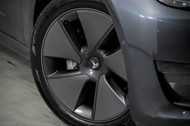 2022 Tesla Model 3 - Image 4 of 21