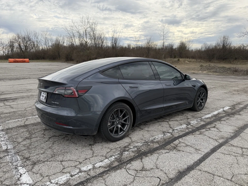 2022 Tesla Model 3 - Image 6 of 17