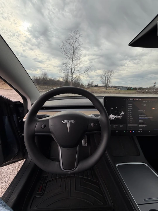 2022 Tesla Model 3 - Image 11 of 17