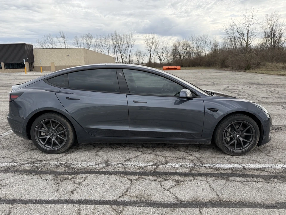 2022 Tesla Model 3 - Image 7 of 17