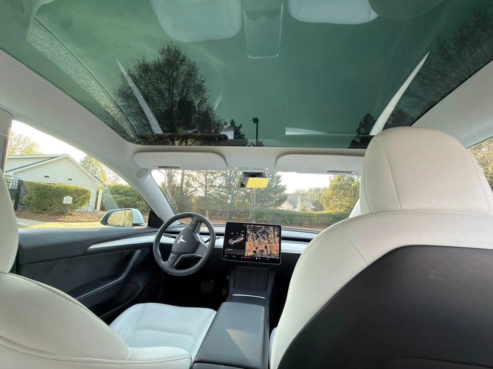 2022 Tesla Model 3 - Image 18 of 21