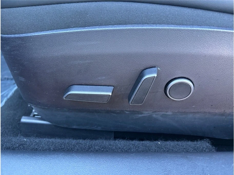 2022 Tesla Model 3 - Image 19 of 21
