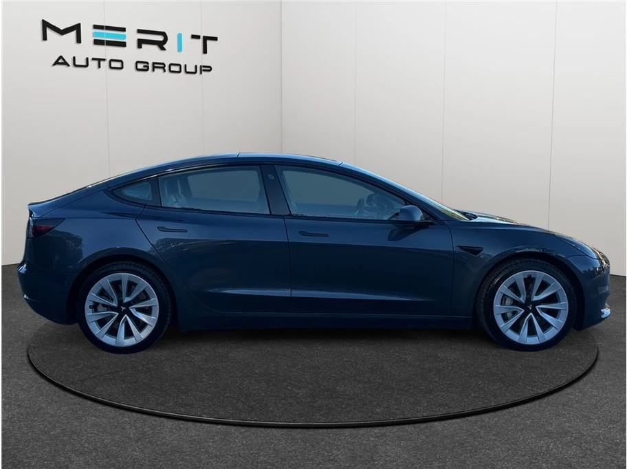 2022 Tesla Model S - Image 10 of 21