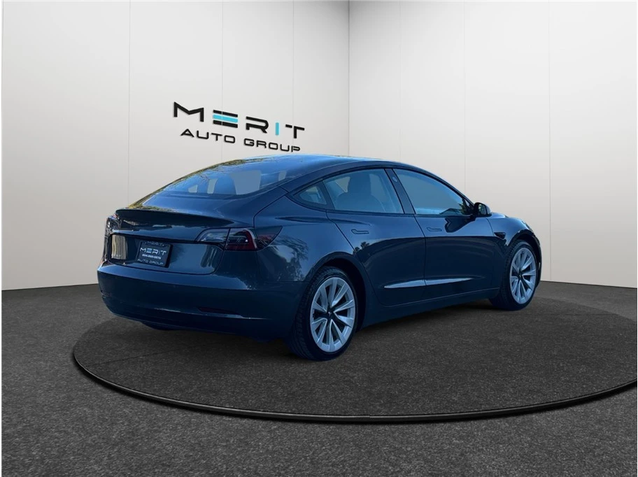 2022 Tesla Model S - Image 9 of 21