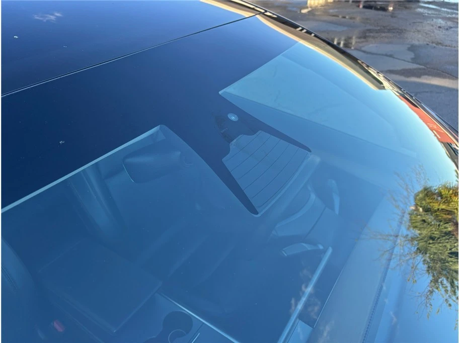2022 Tesla Model S - Image 12 of 21